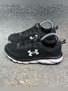 Under Armour Charged Assert Black Running Shoes Size 8 Women’s.